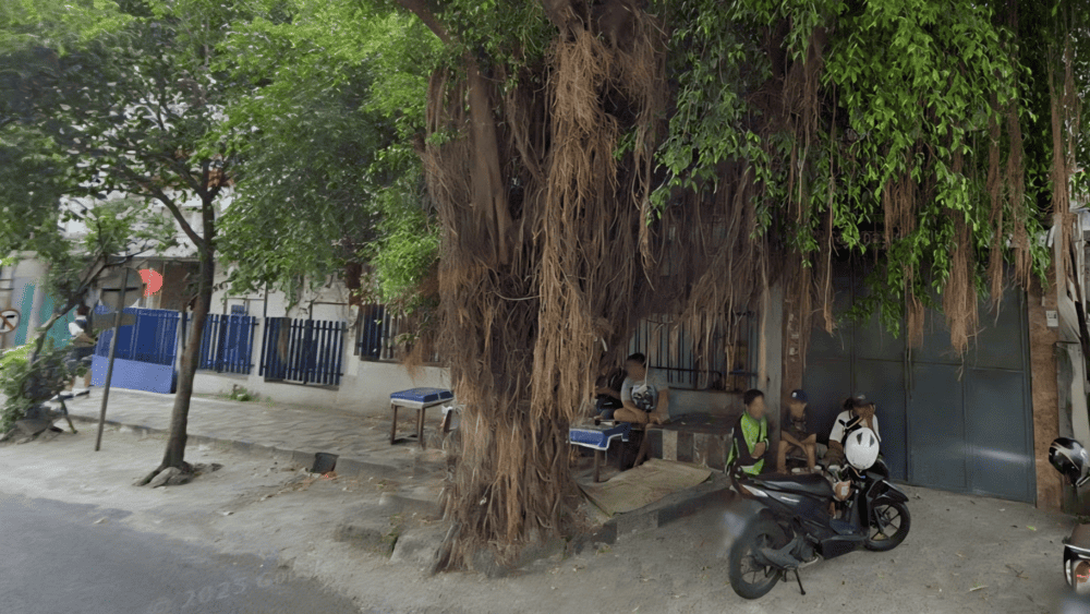 Exterior Warkop Ringinedan
